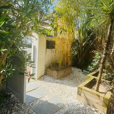 Σπίτι διακοπών Location Maison Les Pieds Dans L'eau - 8 Personnes *